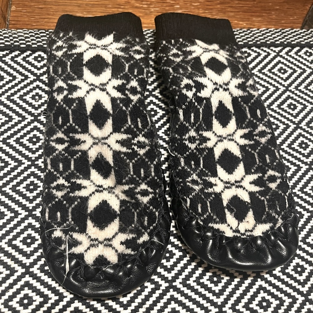 Hanna Andresson slippers moccasins size 2-4